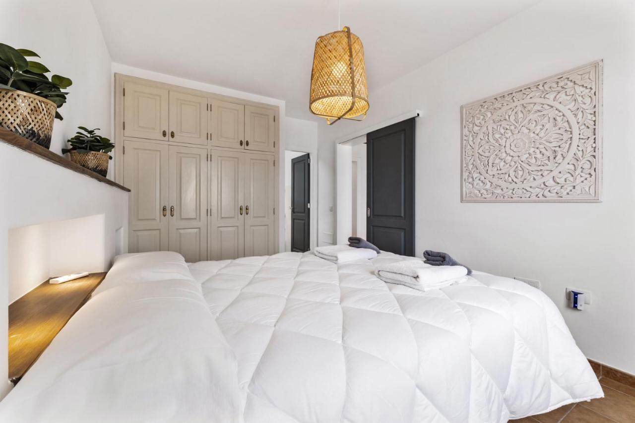 Villa 4 - Vipvipvillas Tías Esterno foto