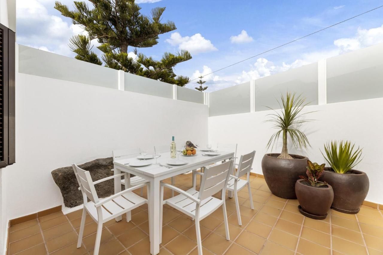 Villa 4 - Vipvipvillas Tías Esterno foto
